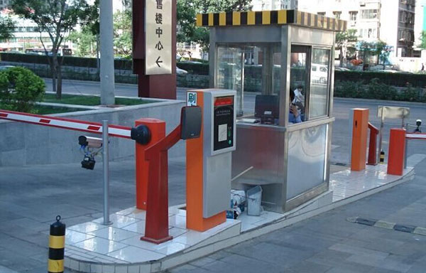 長(zhǎng)樂(lè)宮嬉水樂(lè)園停車場(chǎng)管理系統(tǒng)配套設(shè)施